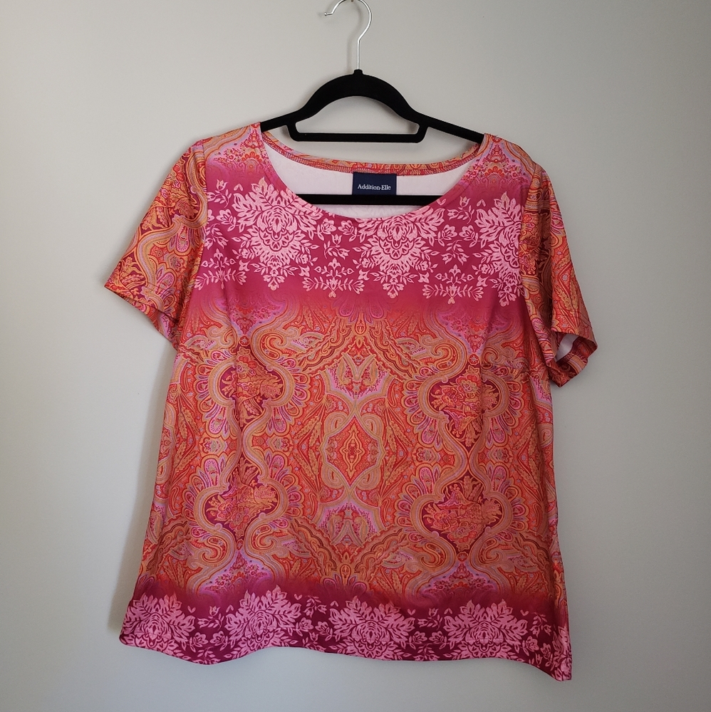 Boho patterned tee